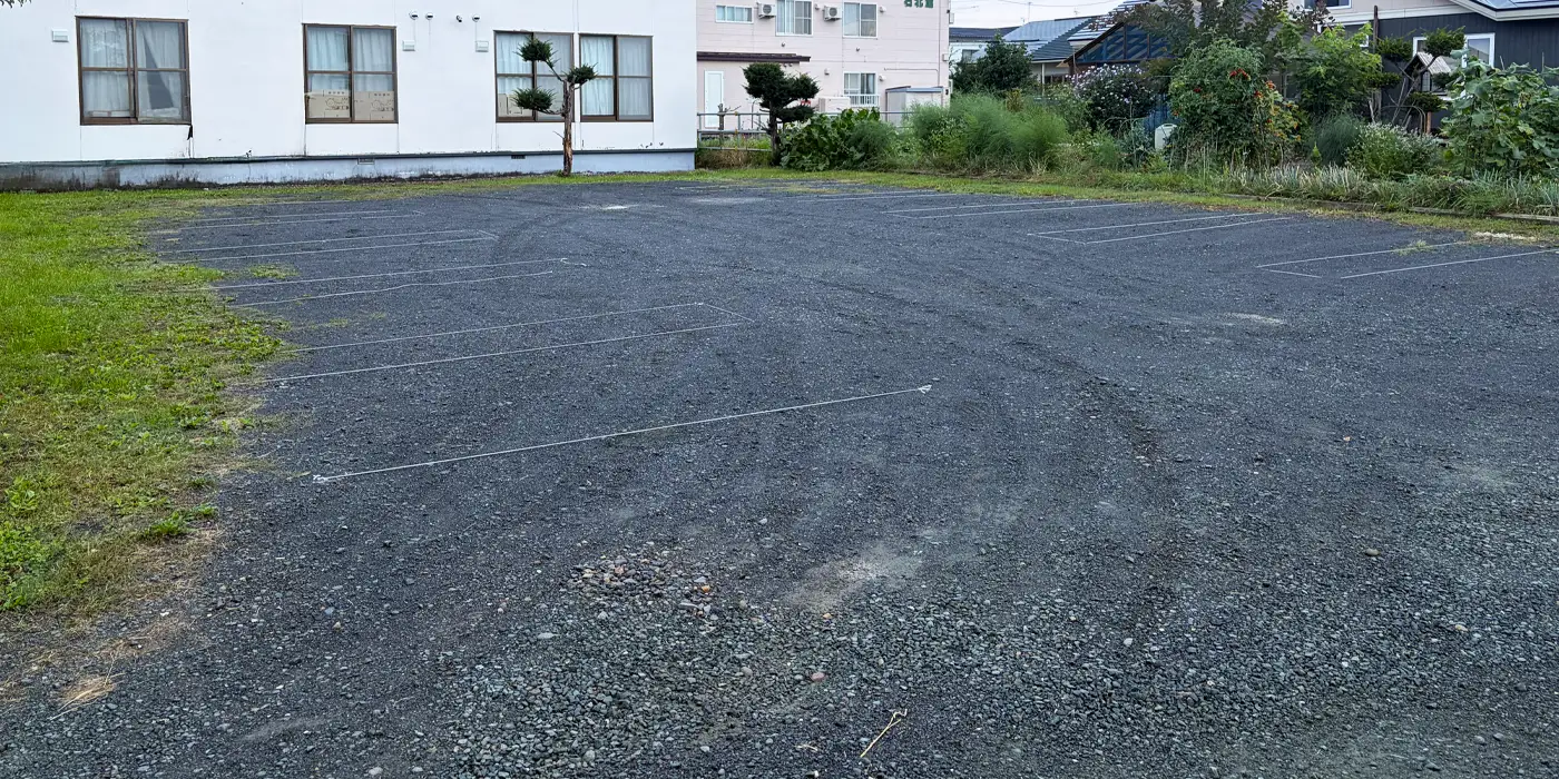 職員駐車場